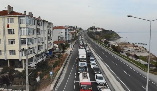 17 günlük kapanma başladı, polis İstanbul’dan Trakya’ya gelen tüm yolları kesti