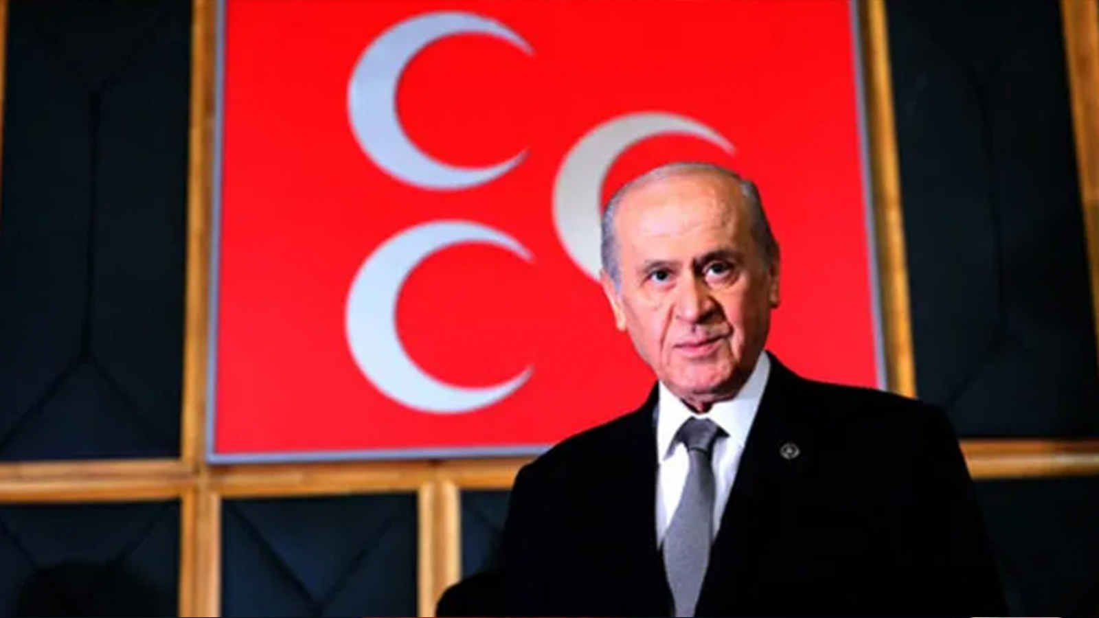 Ahmet Hakan, Bahçeli'nin İyi Parti çağrısı nedeniyle öne çıkan 5 komplo teorisini yazdı