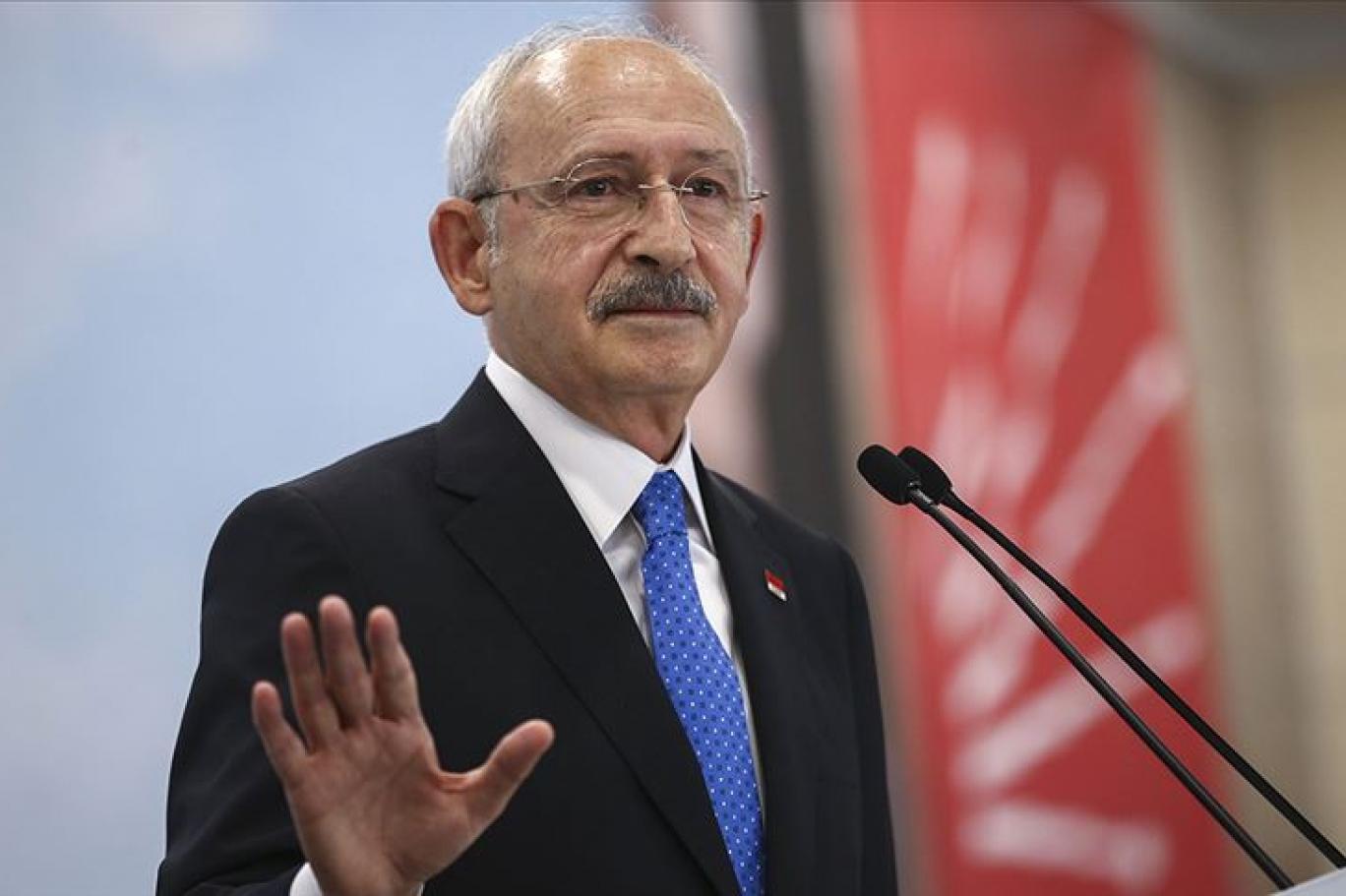 AKP'li Gençlerden Kılıçdaroğlu'na "Motivasyonumuzu Bozdun" Gerekçesiyle 1 Liralık Manevi Tazminat Davası