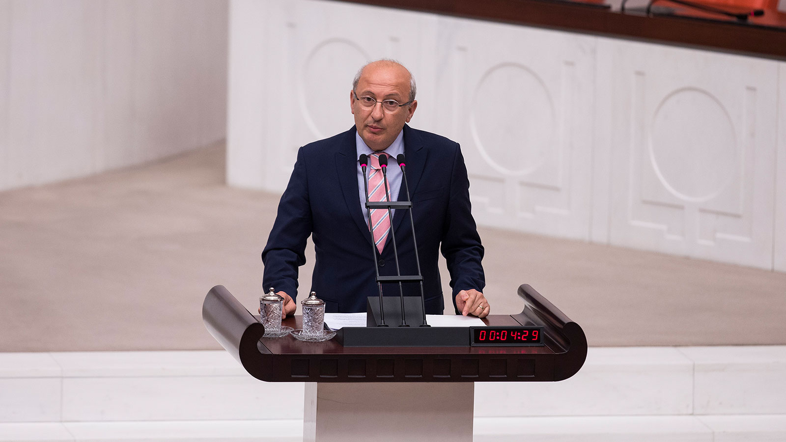 CHP’li Çakırözer: İngilizleri kurtarabiliyorken neden Tank Palet Fabrikası'nı satıyoruz?