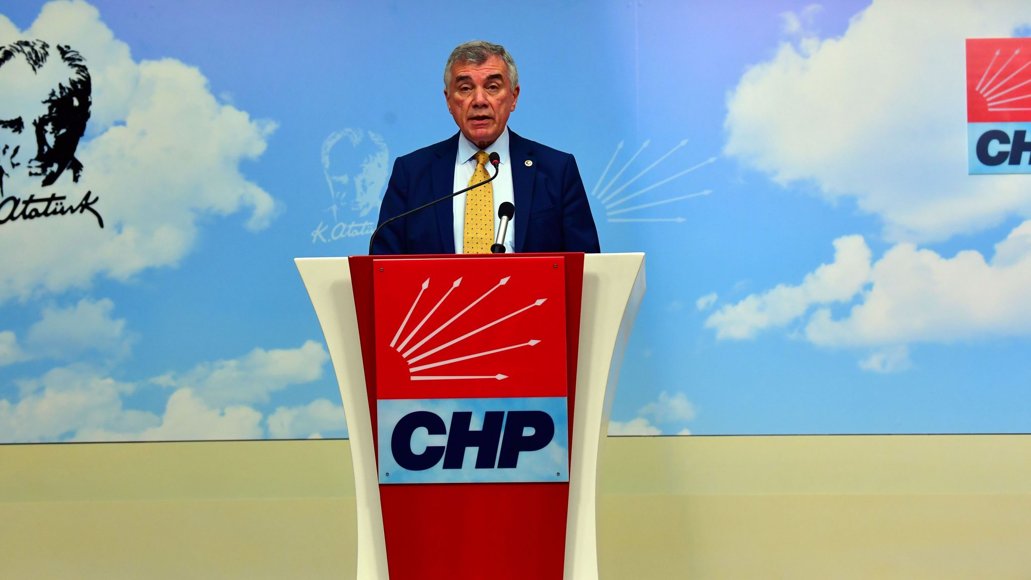 CHP'li Çeviköz: Türkiye uluslararası ilişkilerde artık bir özne değil, nesnedir