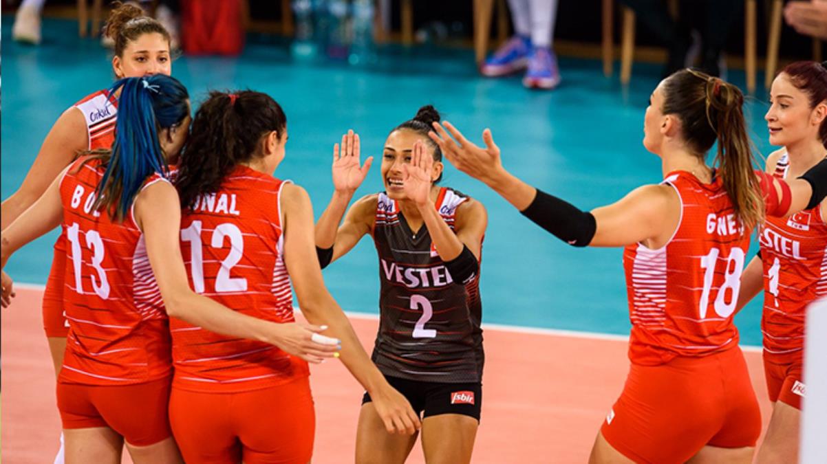 A Ulusal Bayan Voleybol Kadrosu, İsveç'i 3-0 mağlup etti ve Avrupa Şampiyonası'nda 3'te 3 yaptı