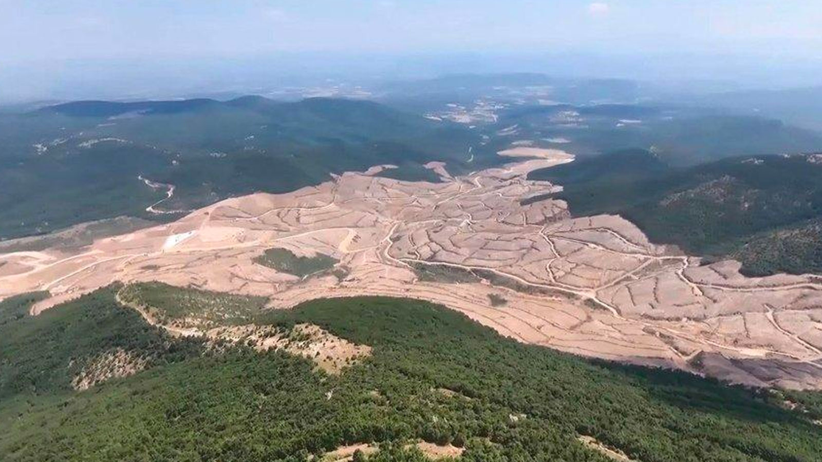 Çiğdem Toker’den Alamos Gold sorusu: Kanadalı şirketin sahiplik yapısı Hollanda merkezli şirkete aktarılırken, bu sonuç öngörülmüş müydü?