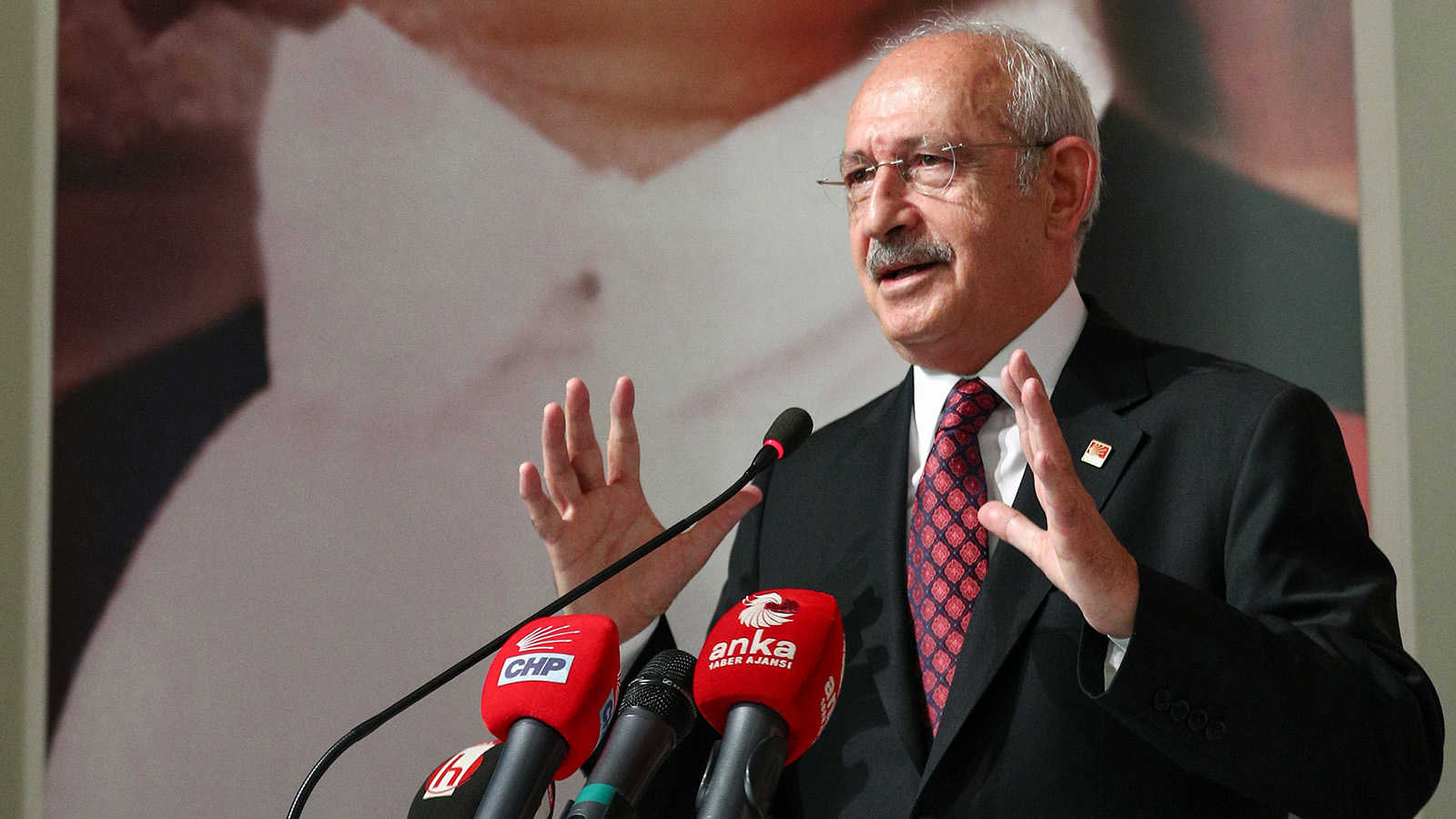 Karar müellifi Akyol: Kılıçdaroğlu, CHP tarihinde üçüncü büyük değişime öncülük ediyor