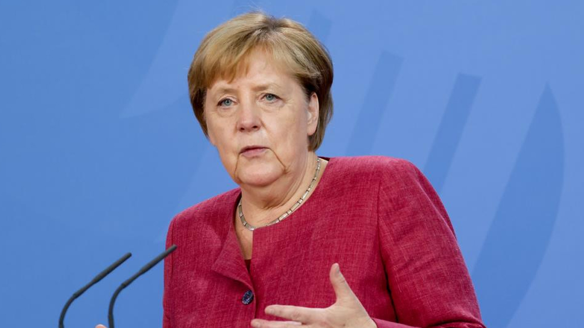 Merkel: Almanya güçlü bir otomotiv üretim yeri olarak kalmalı