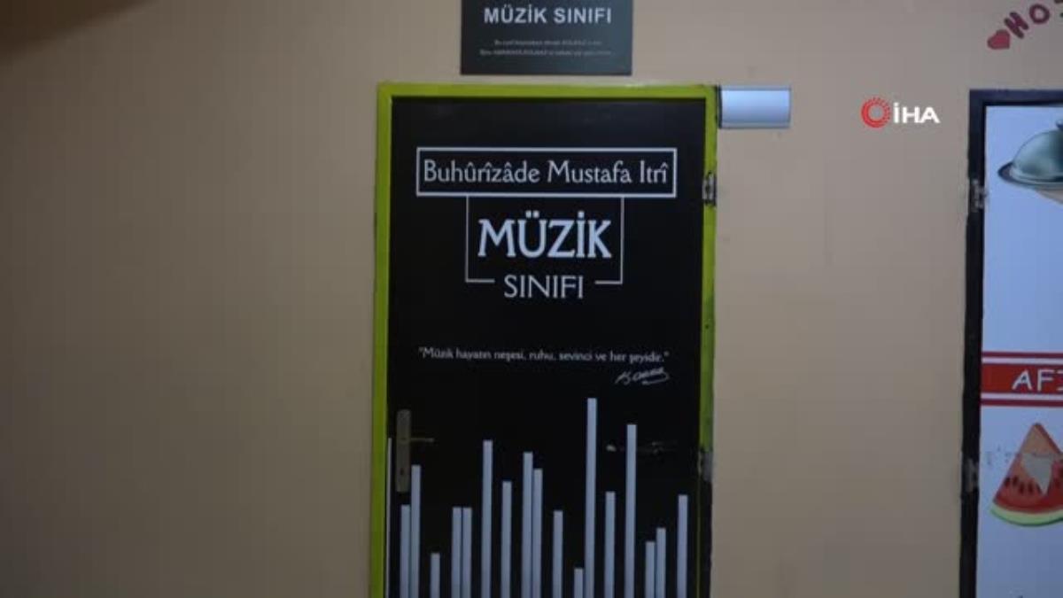 1 yıl evvel açtıkları müzik sınıfı konservatuar üzere öğrenci yetiştirmeye başladı