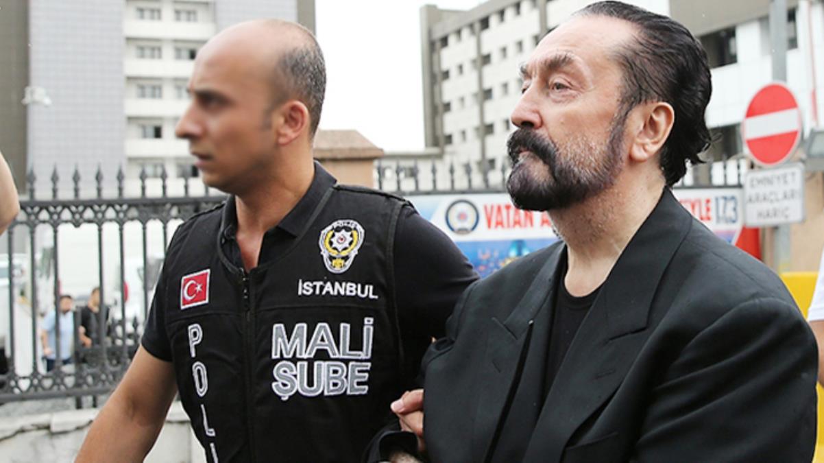 1075 yıl mahpus cezası olan Adnan Oktar hapishanede imaj değiştirdi! İşte yeni imgesi