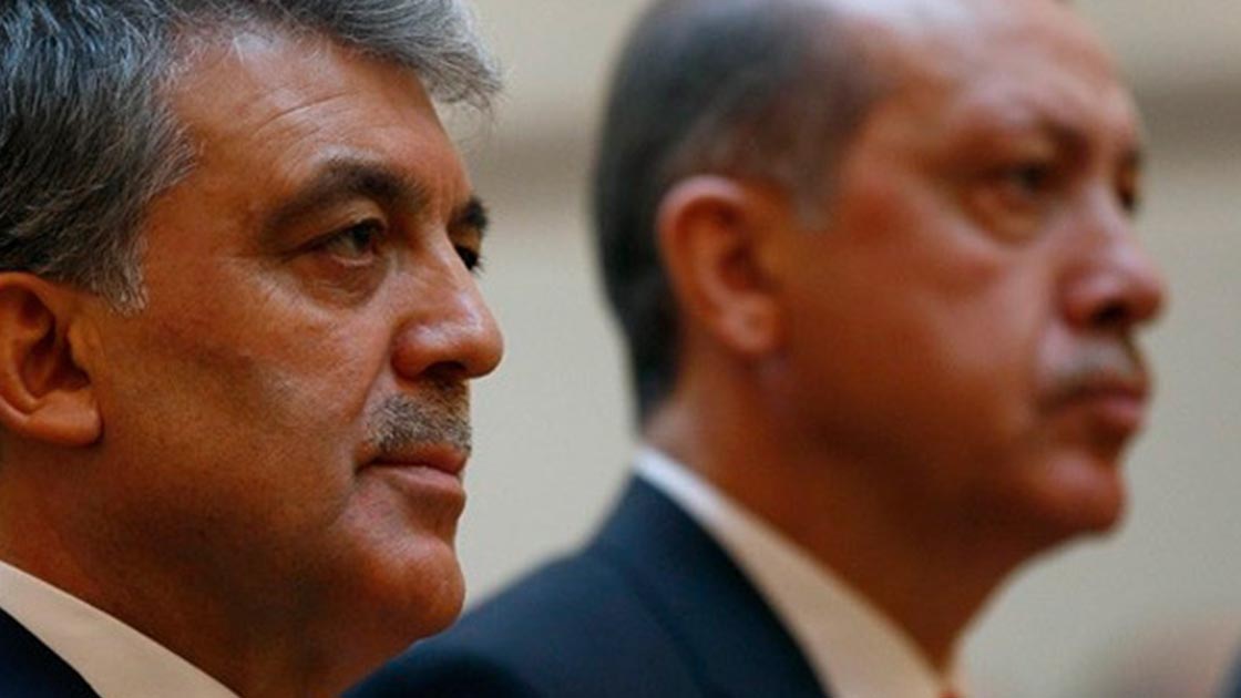 Abdullah Gül'den Erdoğan'ın 10 büyükelçiyi istenmeyen adam ilan etme talimatına: Diğer krizlerin önünü açar