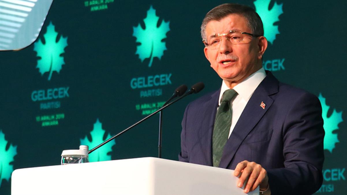 Ahmet Davutoğlu, Devlet Bahçeli'nin "Bölücü kebapçılar" tabirine reaksiyon gösterdi