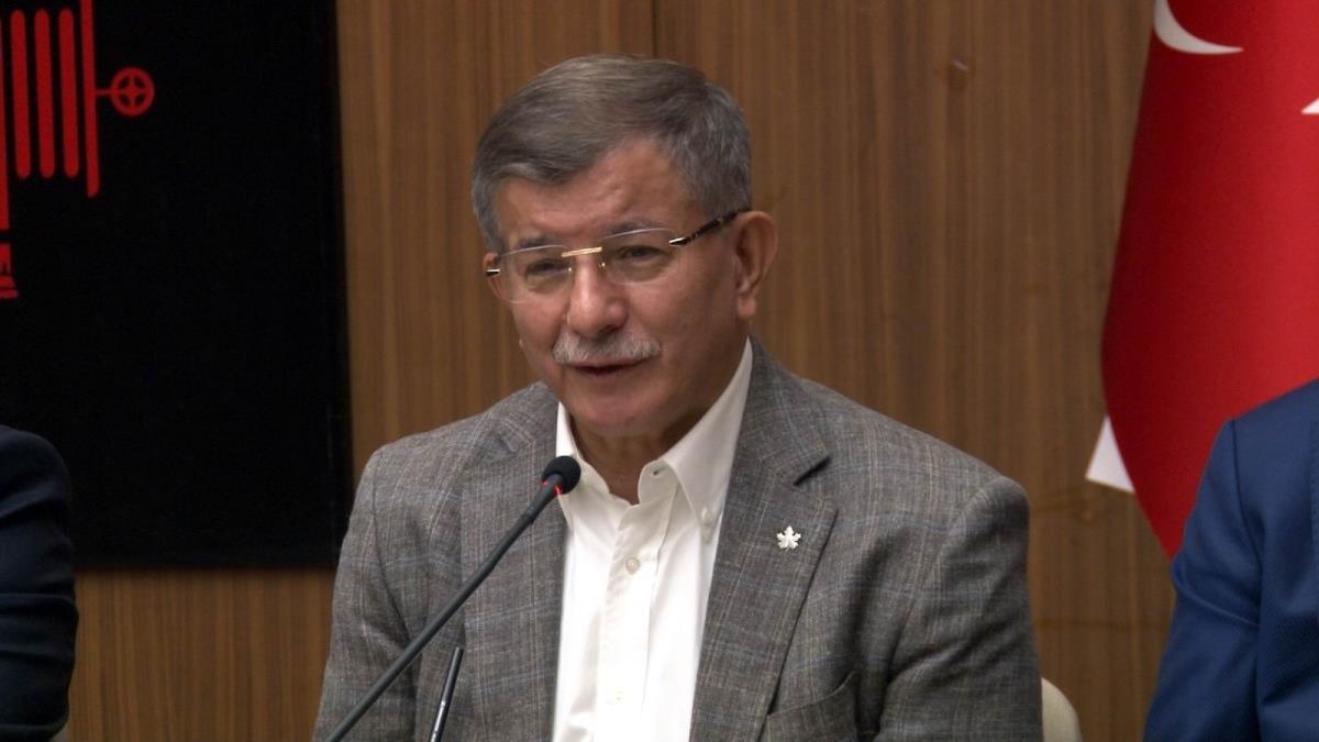 Ahmet Davutoğlu: "Şu anda hiçbir ittifakın modülü değiliz"