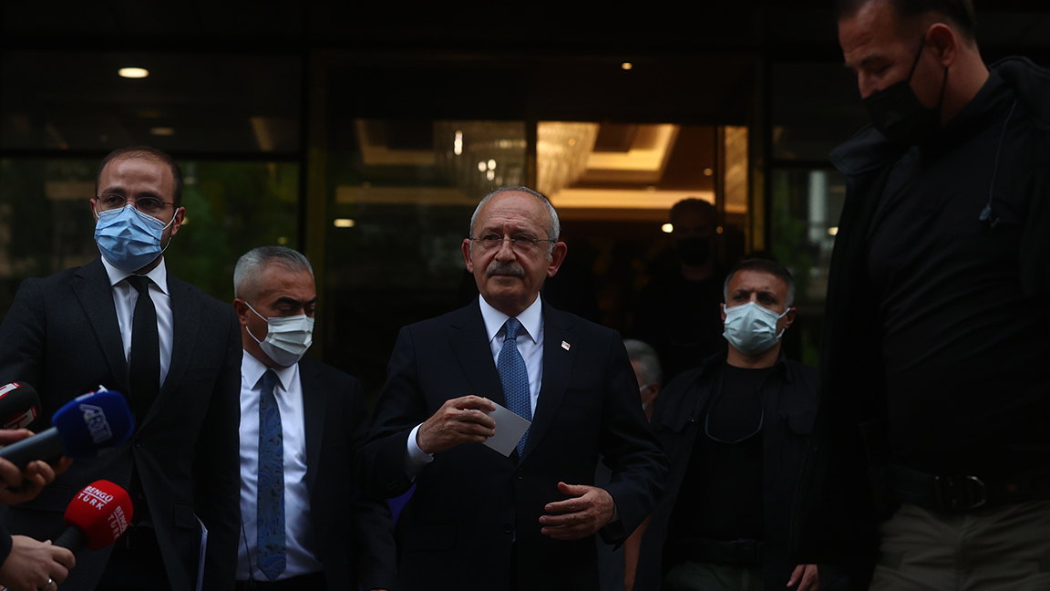 Ahmet Hakan: Kemal Kılıçdaroğlu, resmen ve alenen cumhurbaşkanlığı adaylığına koşuyor, hem de son hız