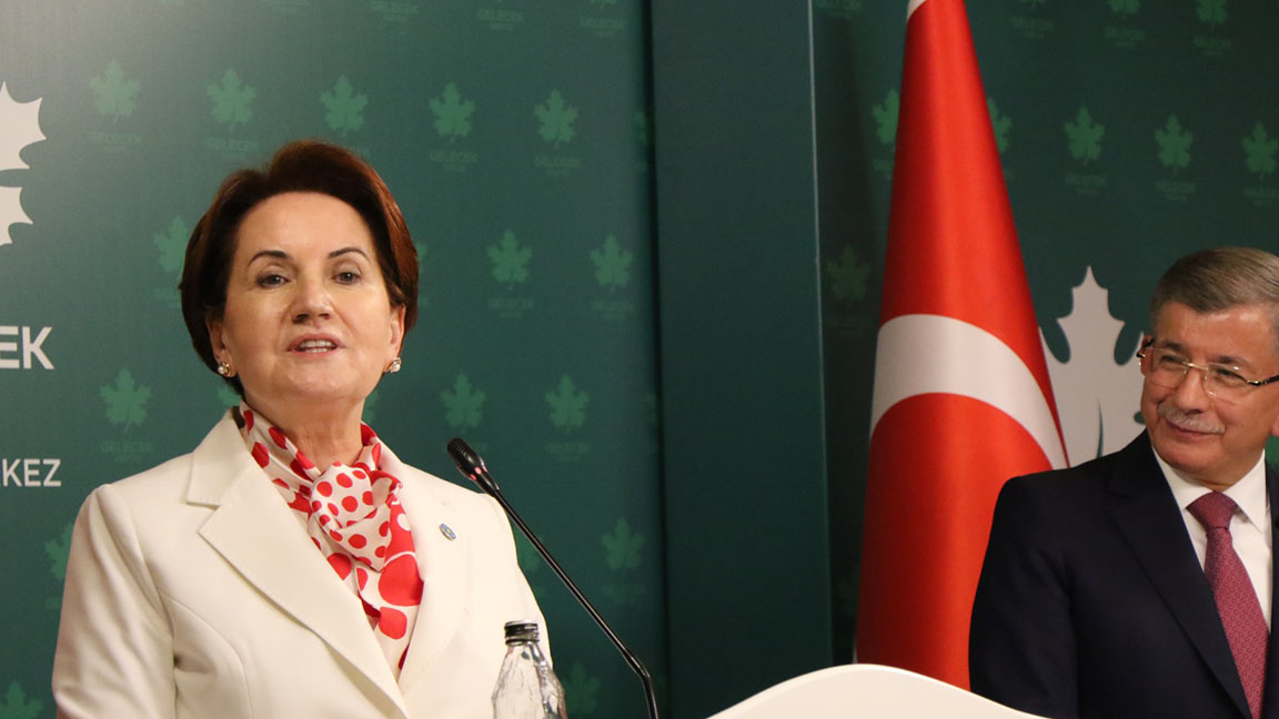 Akşener'den Davutoğlu'na ziyaret