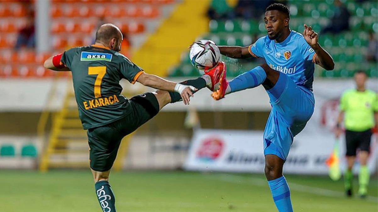 Alanyaspor-Kayserispor maçında goller yağmur oldu yağdı! Ağlar tam 9 defa sarsıldı