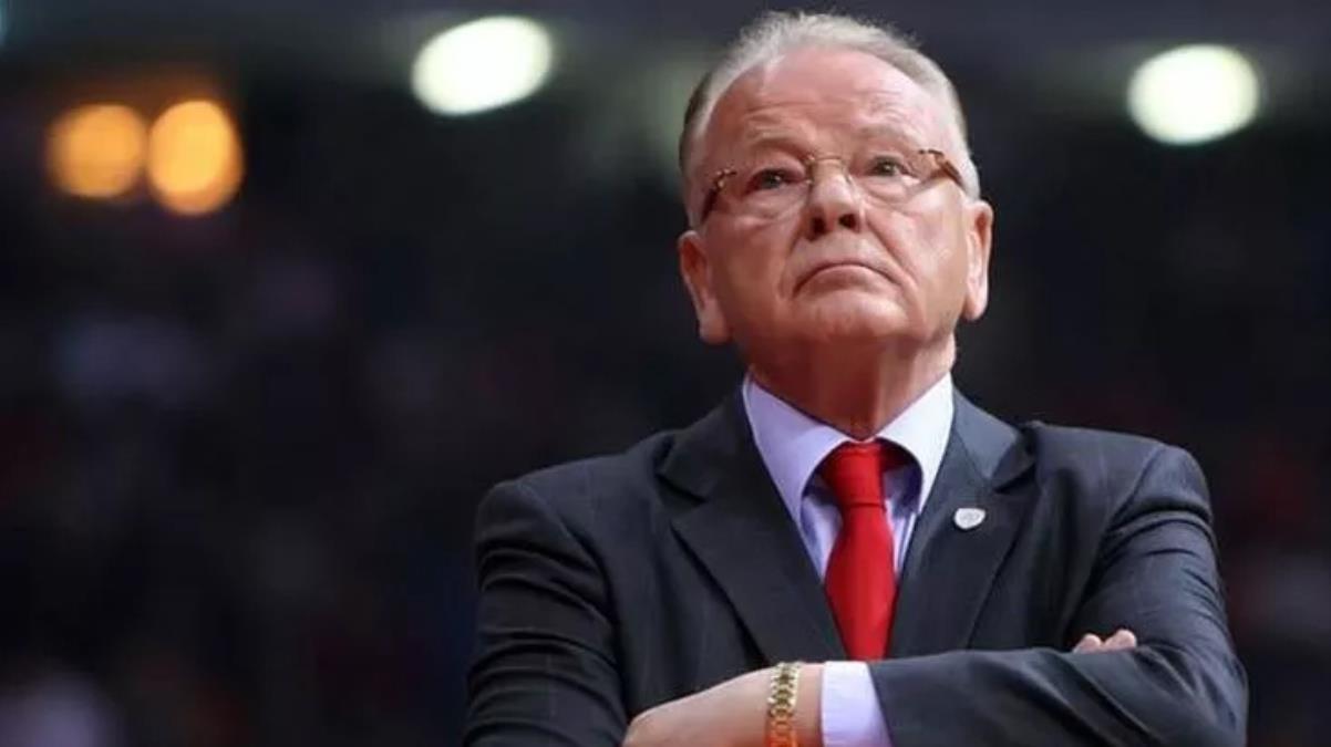 Anadolu Efes'i de çalıştıran basketbol efsanesi Dusan Ivkovic, hayatını kaybetti