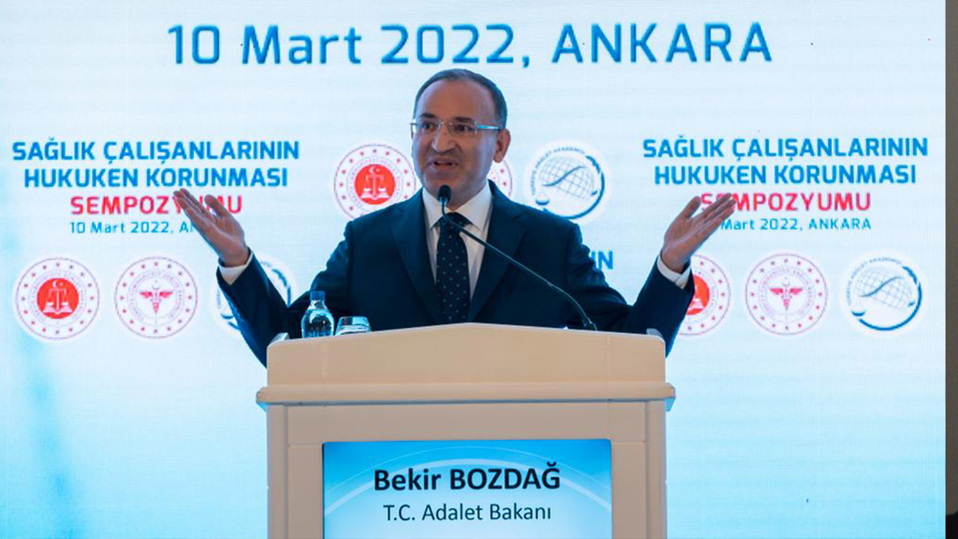 Adalet Bakanı Bozdağ: Tabiplerimiz de yargıçlarımız üzere korunmalı