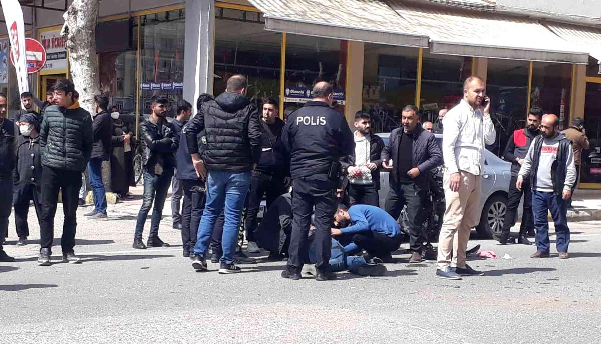 Adıyaman'da arabayla çarpışan motosikletin şoförü ağır yaralandı