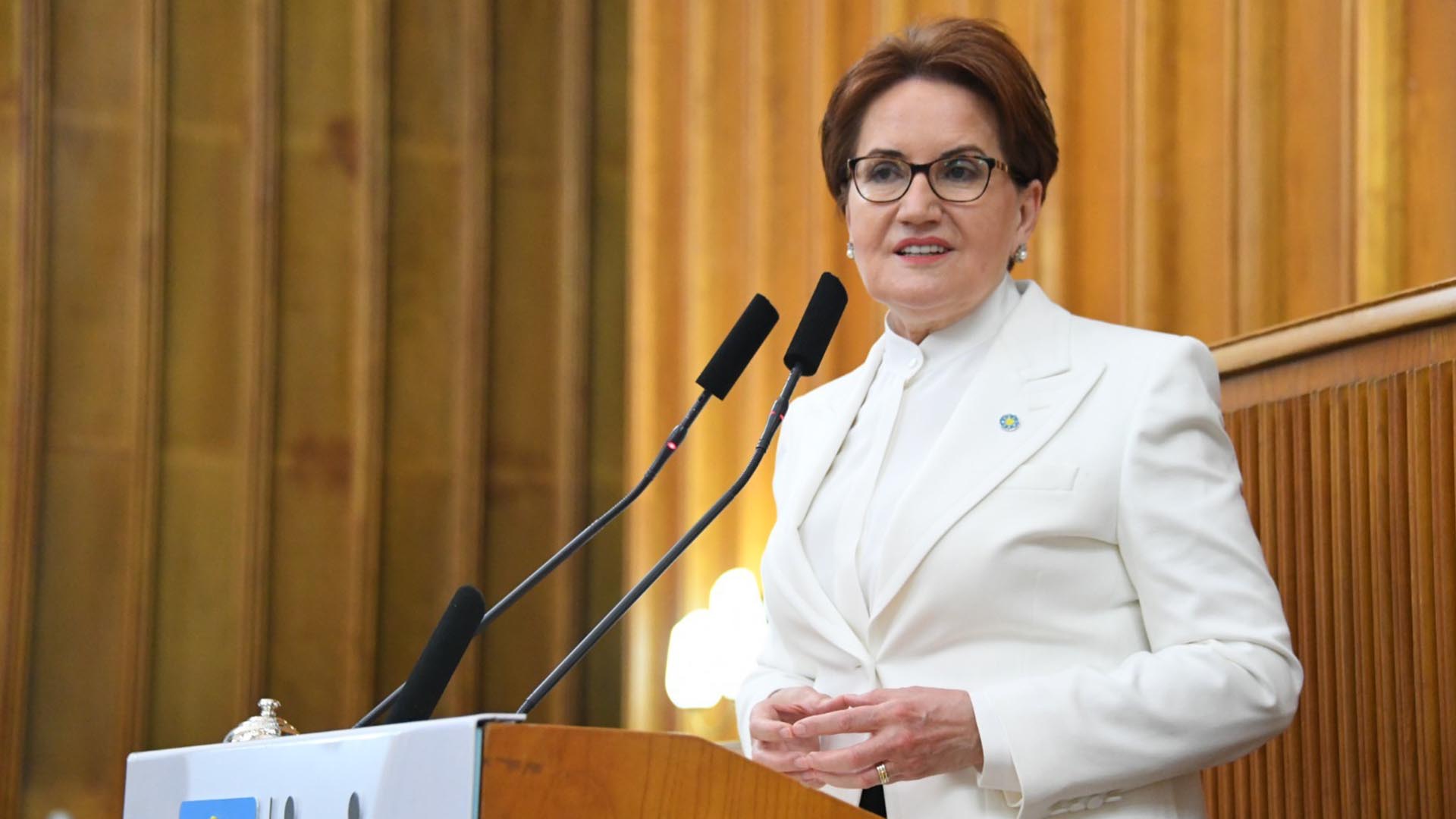 Akşener: Öve öve bitiremedikleri rekabetçi kur masalı, gelinen noktada adeta bir kaygı sinemasına dönüştü; beş zirve sokağında kâbus! 