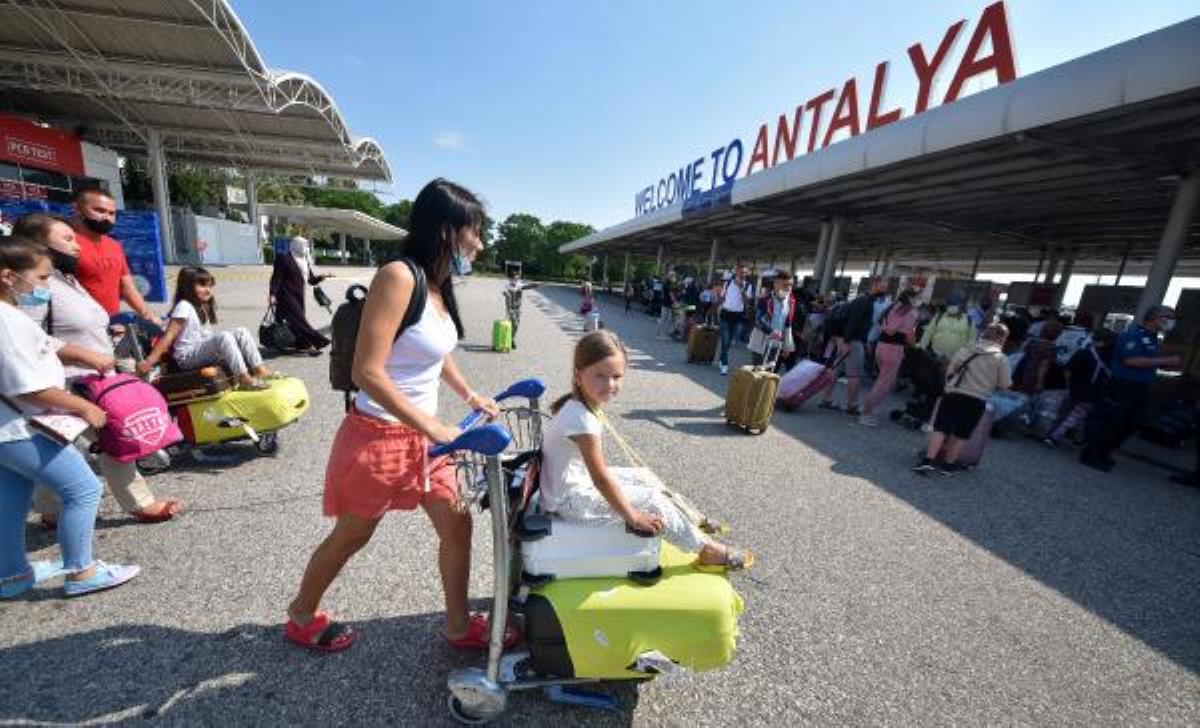 Almanya'nın kararı, Antalya'da tatilin önünü açtı