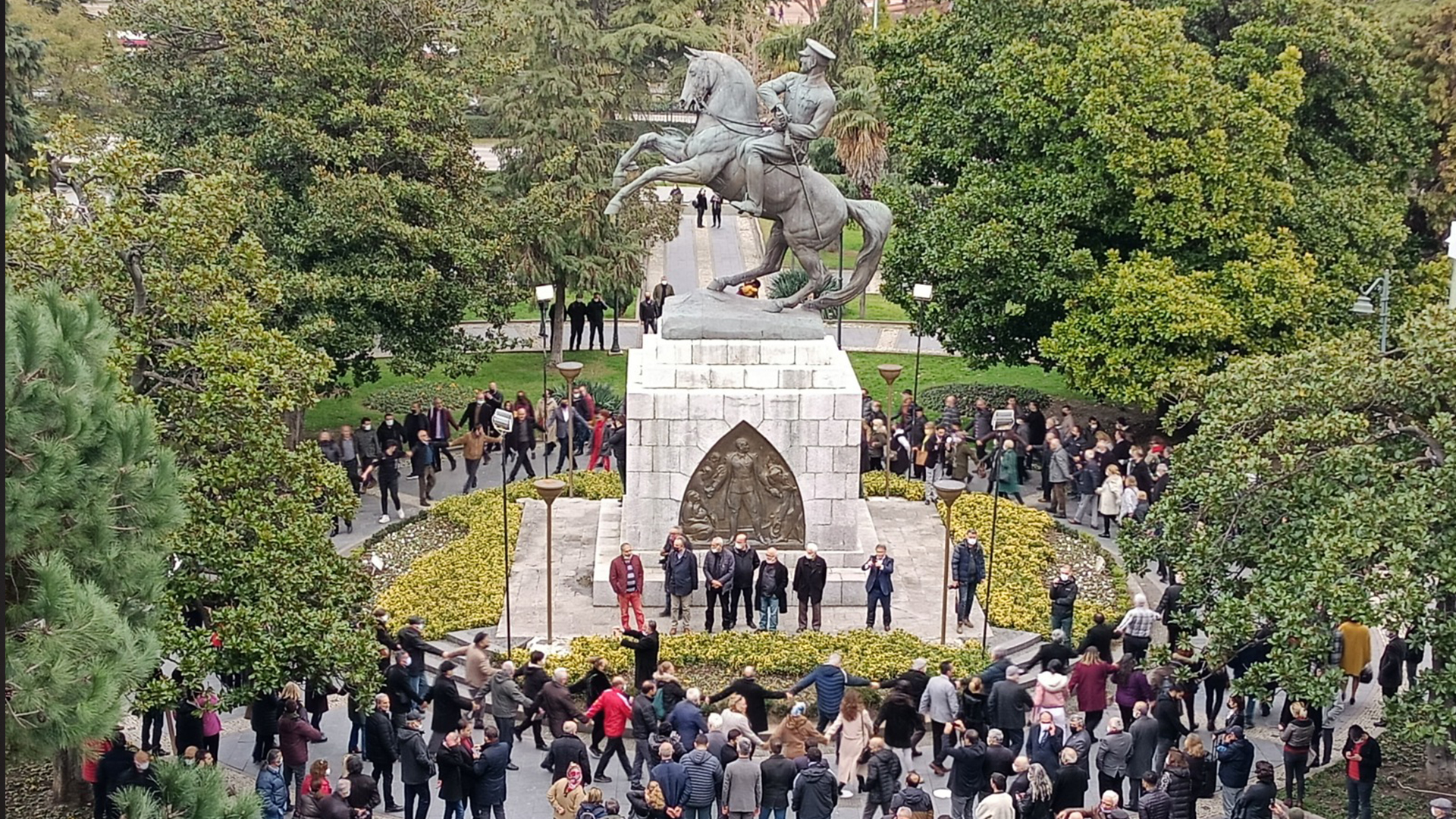 Atatürk Parkı'ndaki Onur Anıtı'na saldıranlar hakkındaki iddianame kabul edildi