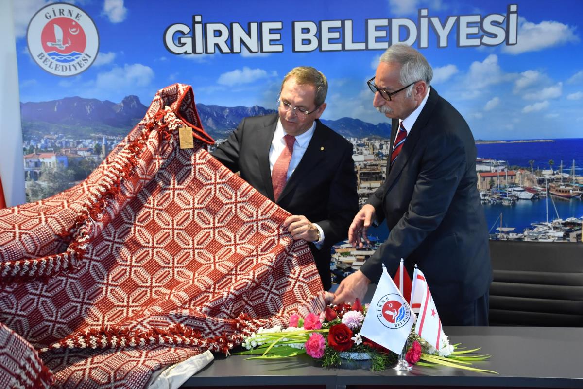 Ayvalık, Girne ile kardeş kent oldu