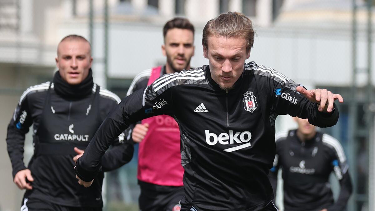 Beşiktaş'ta Trabzonspor mesaisi! Çift kale taktik maç...