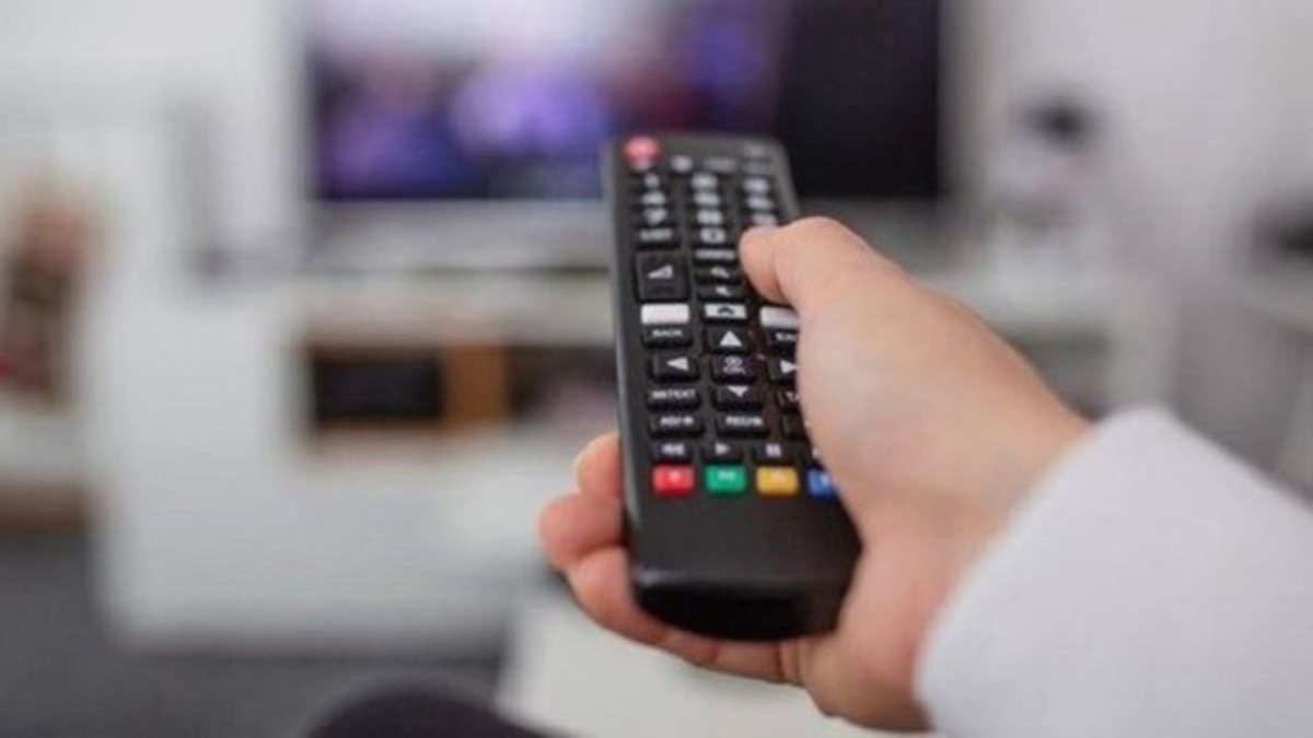 30 Nisan 2022 Cumartesi TV yayın akışı: Bugün televizyonda neler var?