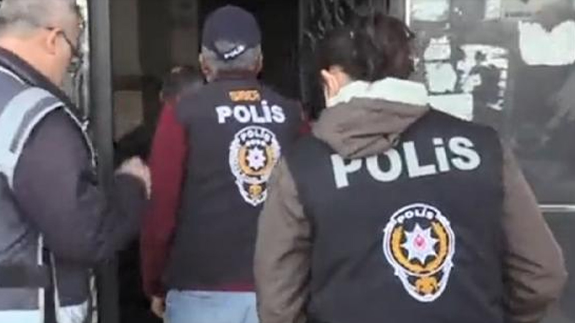 4 vilayette yasa dışı bahis operasyonunda 27 kişi gözaltına alındı; yüklü ölçüde para ele geçirildi