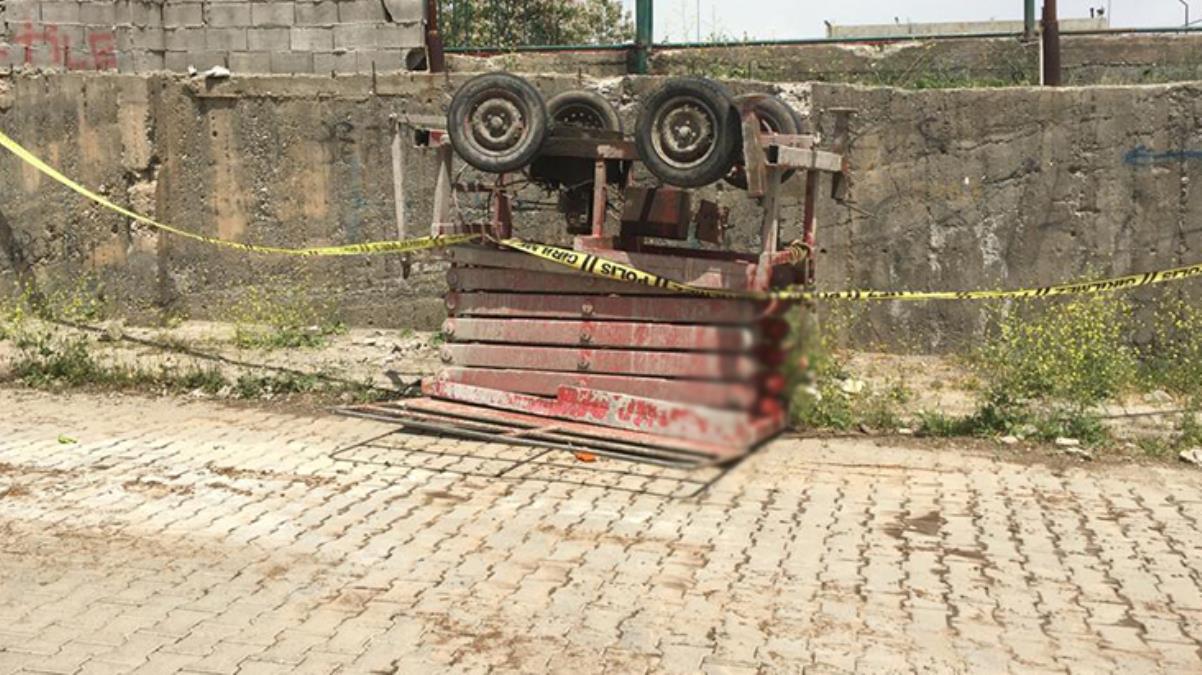 9 yaşındaki çocuk üzerinde oynadığını iskelenin altında kalarak hayatını kaybetti