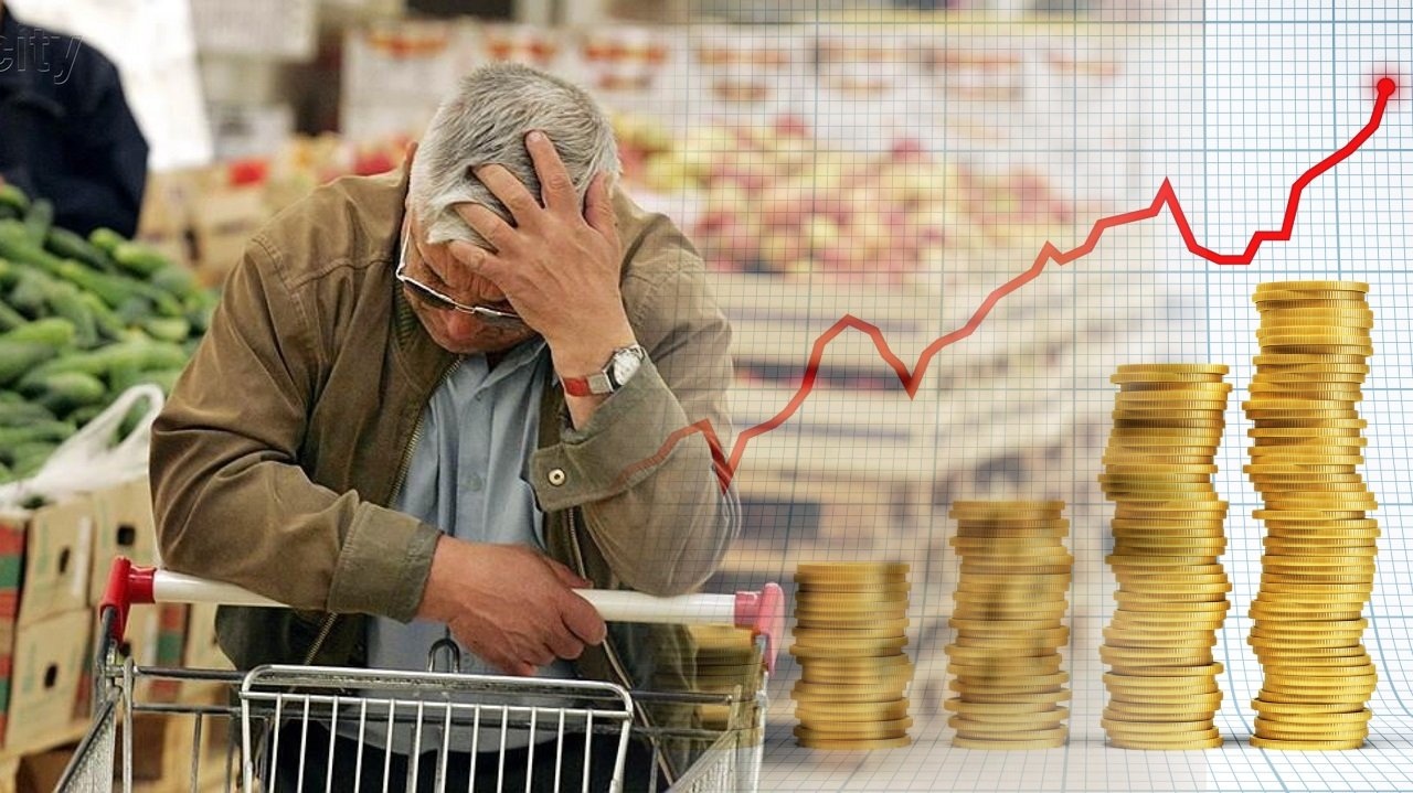 Cumhuriyet müellifi Bursalı: Güya çalışanları ezenler marketler, stokçular!