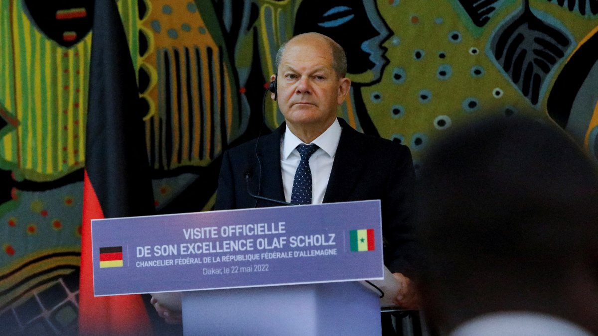 Almanya Başbakanı Scholz'dan, Senegal'de enerji mesajı