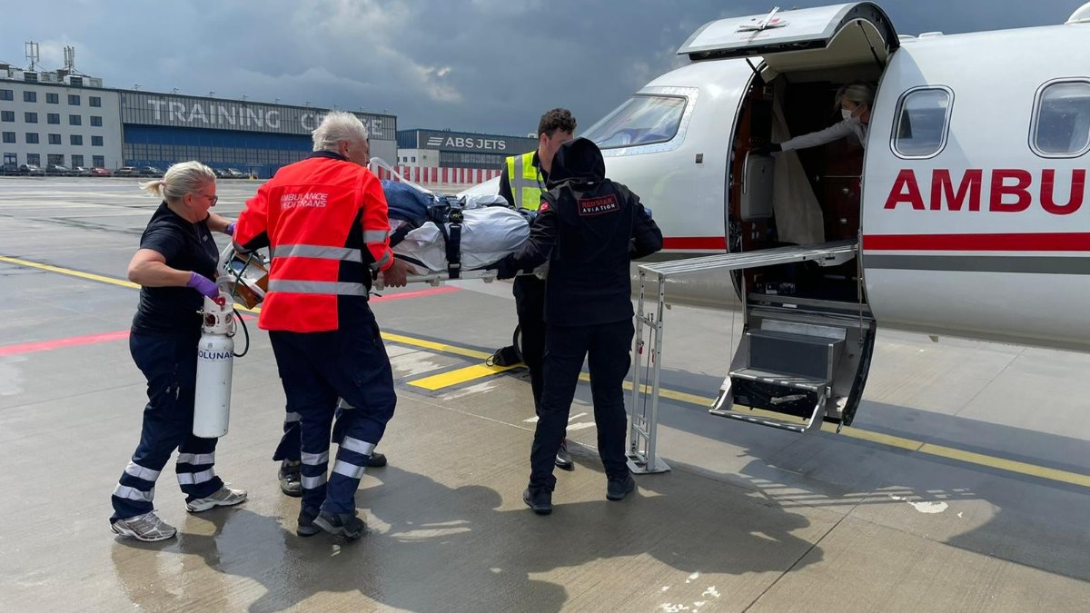 Ambulans uçak, Çekya'da rahatsızlanan Türk öğrenci için havalandı