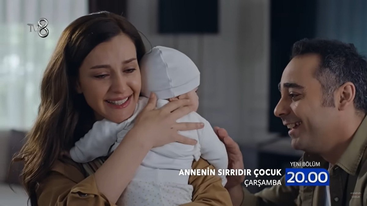 Annenin Sırrıdır Çocuk 6. bölüm 2. fragmanı: Defne oğluna sımsıkı sarılırken Meryem eline silah aldı!