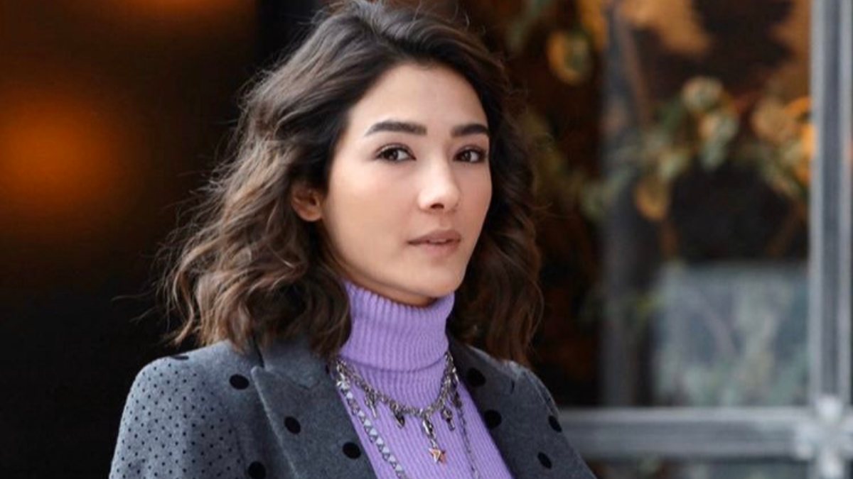 Aybüke Pusat'tan 'sütyen' paylaşımı: Dikkatli bakarsanız giydiğimi görebilirsiniz...