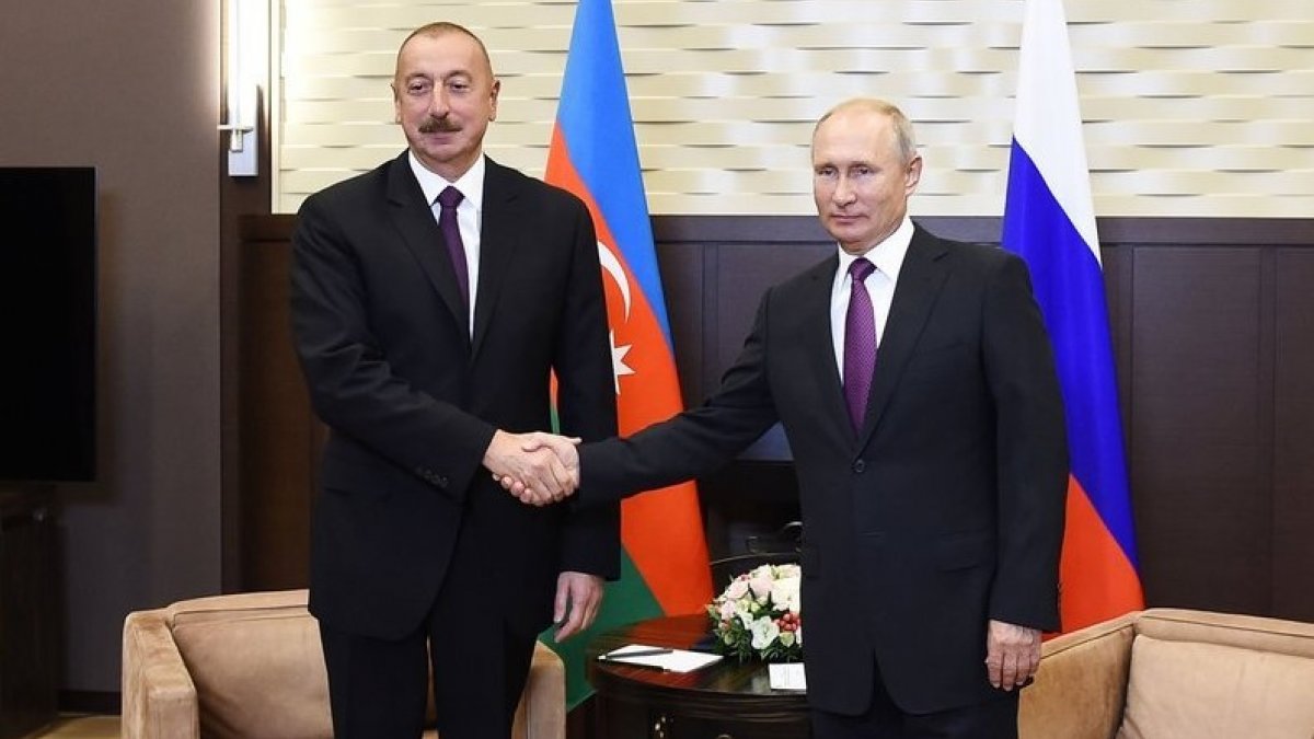 Azerbaycan Cumhurbaşkanı Aliyev, Rus lider Putin ile görüştü