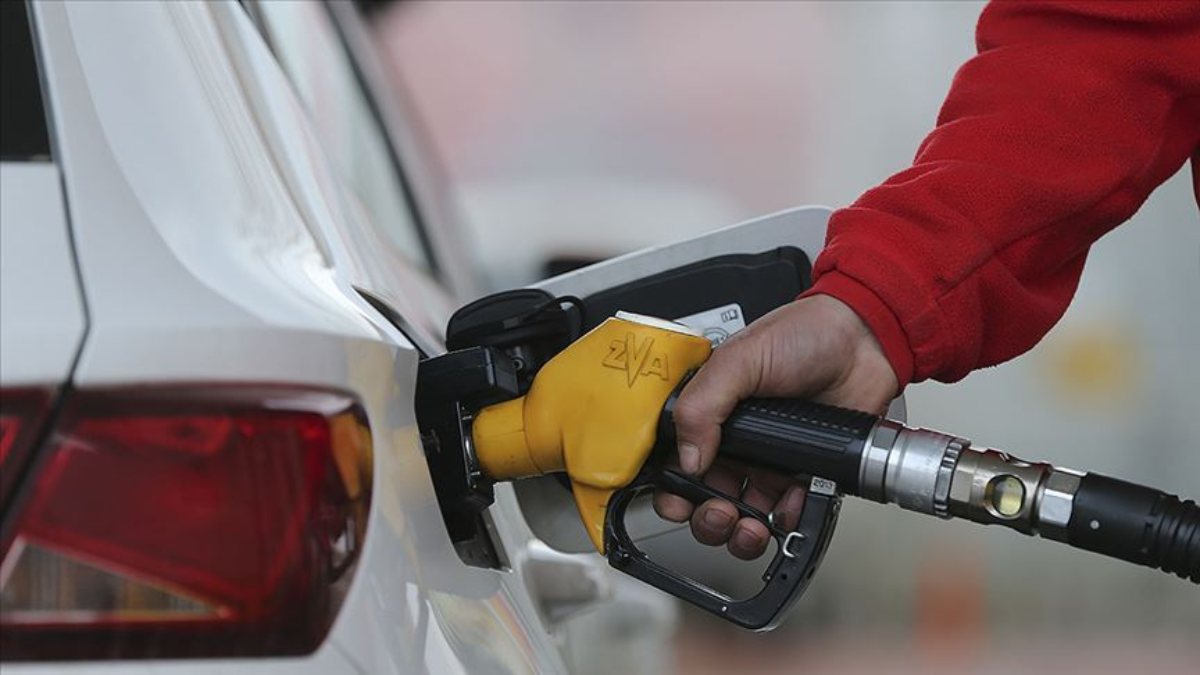 Benzine 78 kuruş zam geldi