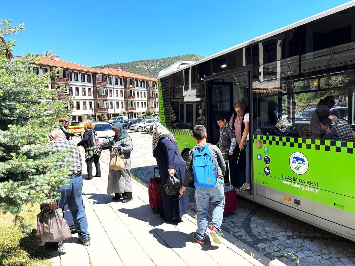 Büyükşehir 45 günde 290 vatandaşı huzur dolu termal tatilde buluşturdu