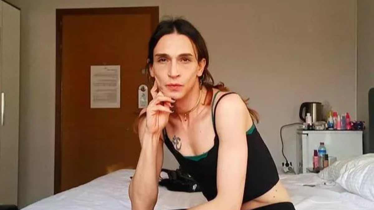 Çukur'un trans olan Timsah Celil'i mini etekle dans etti, TikTok yıkıldı! 'Bu kadar da olmaz'