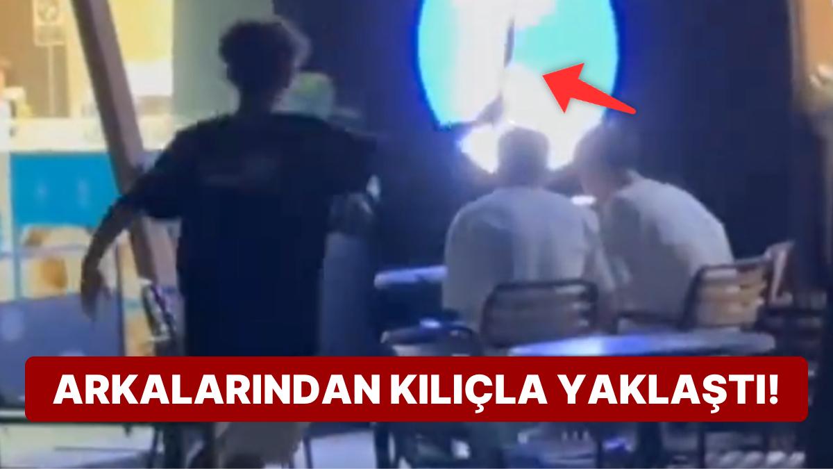 Canlı Yayında Vahşet! Çinli Yayıncı Kılıçlı Atakta Elini Kaybetti